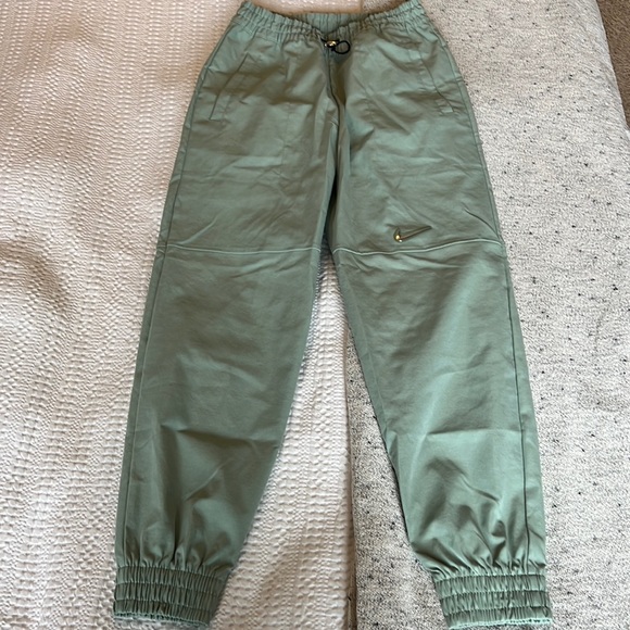 Nike Pants - Nike jogger